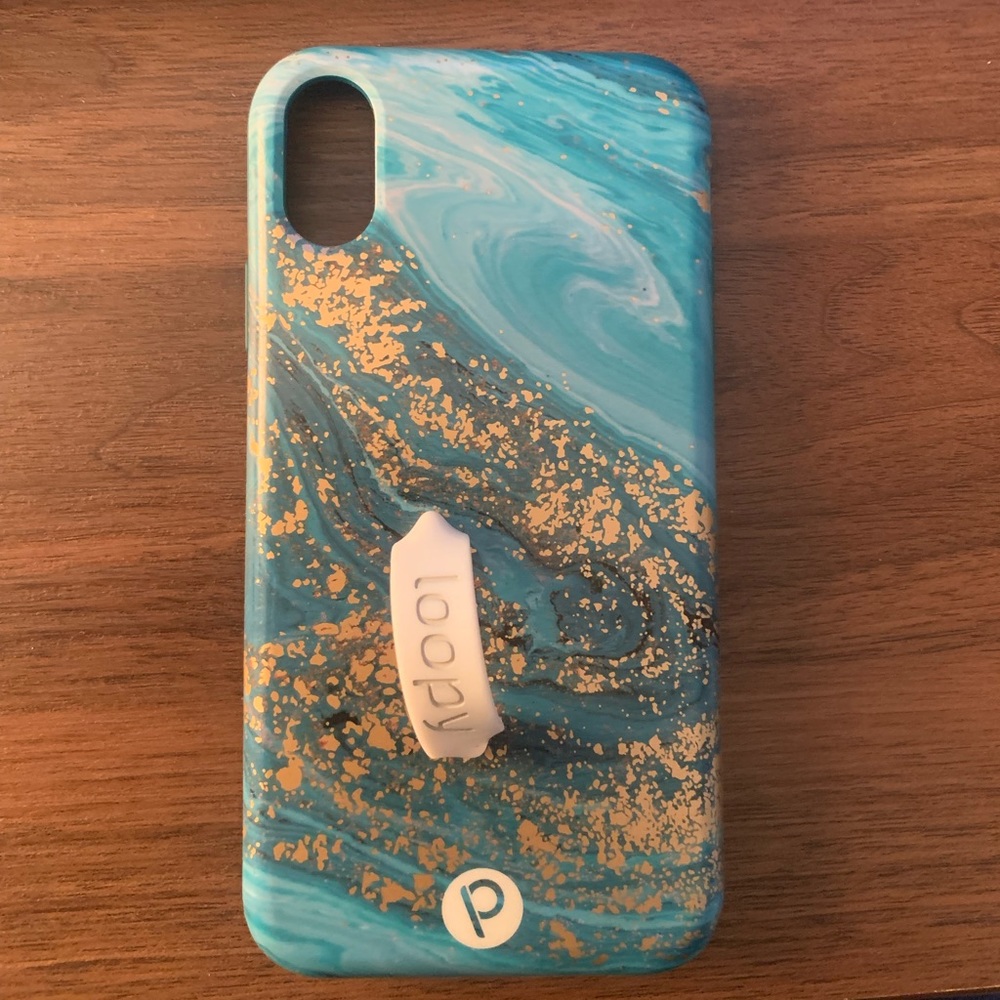 iPhone XR loopy case